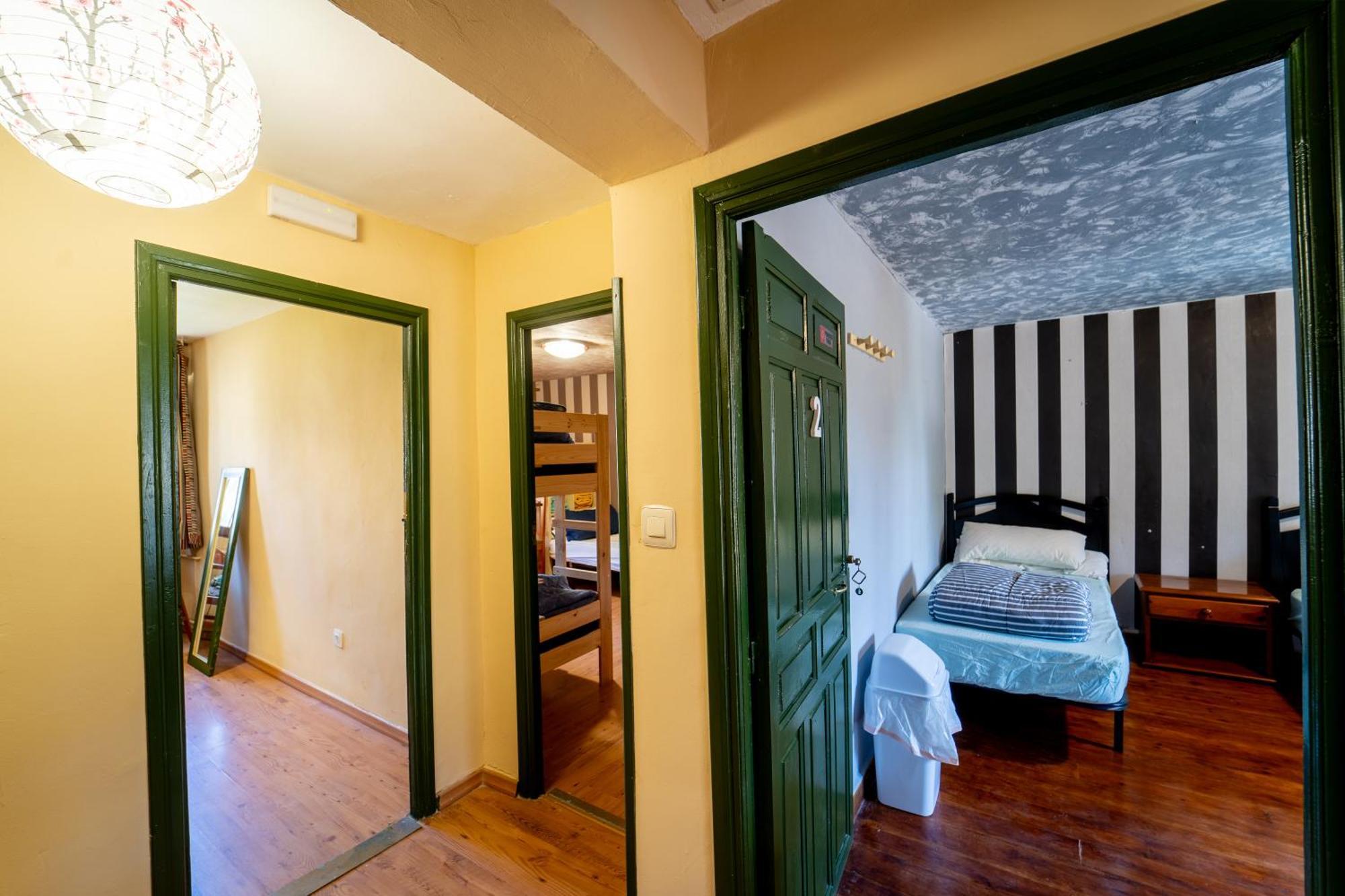Hostel Atapuerca Inpulso מראה חיצוני תמונה