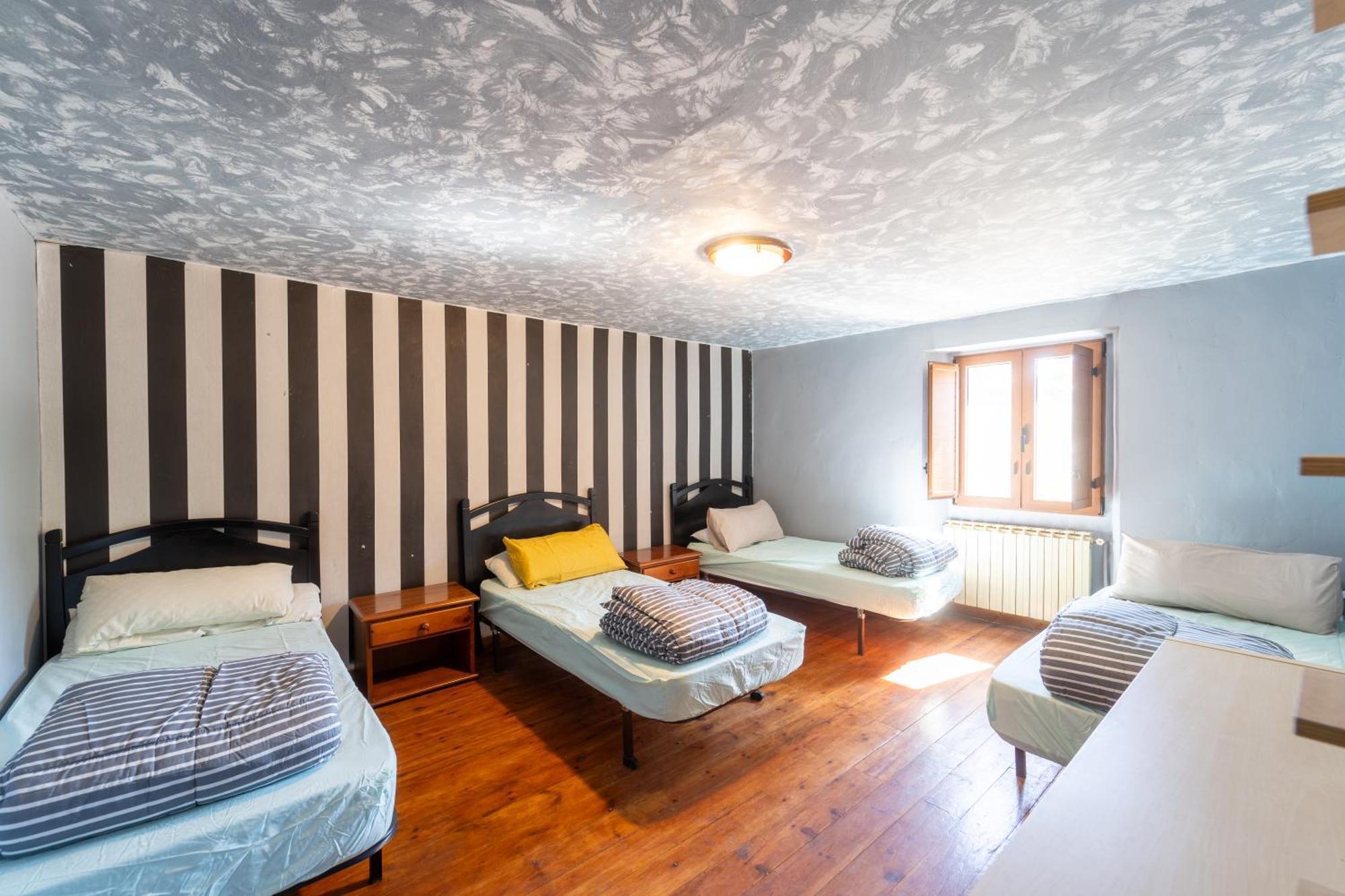 Hostel Atapuerca Inpulso מראה חיצוני תמונה