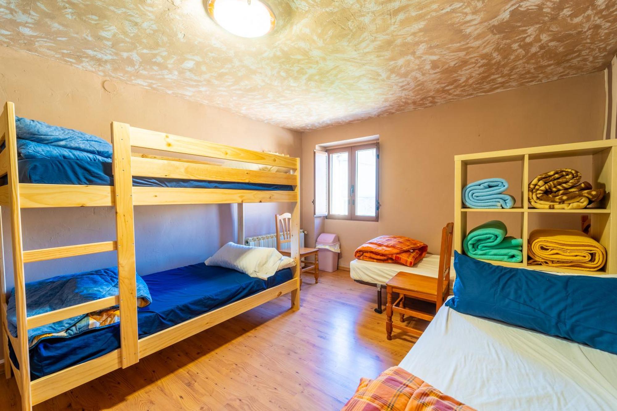 Hostel Atapuerca Inpulso מראה חיצוני תמונה